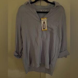Nine West Women's Long Sleeve Double Gauze Button Up

NWT
